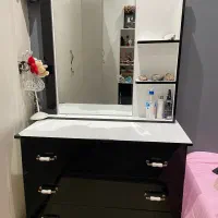 ست دراور و پاتختی به همراه کتابخانه