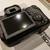 دوربین کانن (Canon 6D Mark II) بهمراه باطری اضافی|دوربین عکاسی و فیلم‌برداری|تهران, تهرانپارس غربی|دیوار