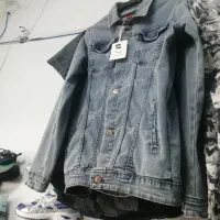 کت لی تک|لباس|سبزوار, شهدا|دیوار