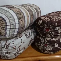 فروش تعدادی کوسن و بالش زیر دست پشم شیشه|رختخواب، بالش، پتو|مرودشت, فاز دوم شهرک فرهنگیان|دیوار