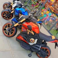 موتورشارژیDUCATI تحمل وزن بالا ماشین شارژی|اسباب و اثاث بچه|مشهد, توس (بلوار توس)|دیوار