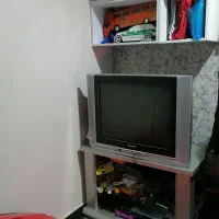 تلویزیون و میز تلویزیون