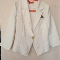 کت سفید تک و بچگونه ها