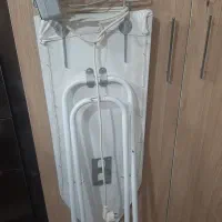 میز اتو سفید نو وسالم|اتو و لوازم اتو|مشهد, کوشش|دیوار