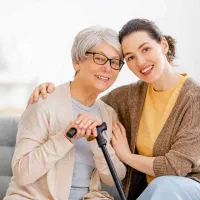 نیازمند پرستار برای خانم سالمند