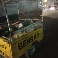 سه چرخ ۸۲ سند دار