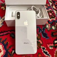 ایفون xs درحد اک