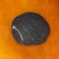 سنگ یشم راف بسیار زیبا و ارزنده