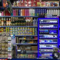 فروشنده سوپر مارکت