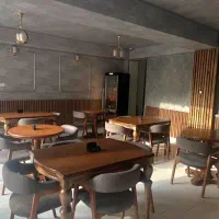 میز و صندلی چوبی