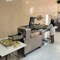 نیروی خانم برای کارگاه قنادی