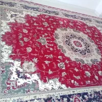 فرش و پشتی