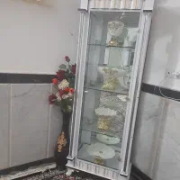 بوفه در حد نو.