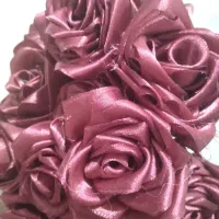 گل روبانی شاخه ای ۲۰ تومن از جنس ساتن