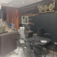 مغازه واقع در خیابان درختی جنب بانک ملی|فروش مغازه و غرفه|کرج, گلشهر|دیوار