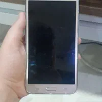 سامسونگ Galaxy J7 (2016) با حافظهٔ ۱۶ گیگابایت