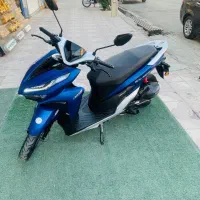 یک دستگاه موتور کلیک 170 صفر کیلومتر