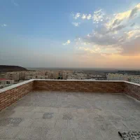 آپارتمان ۱۰۰متری با حیاط خلوت‌اختصاصی  ویو ابدی