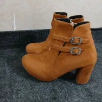 نیم بوت‌ سایزه ۳۷