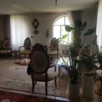 فروش ،دو طبقه خانه حیاط دار