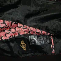 کت تک اسپورت|لباس|پرند, فاز ۱|دیوار