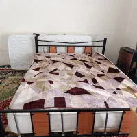 تخت دونفره
