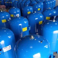 منبع آب تحت فشار