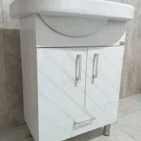 روشویی کابینتی و آینه باکس جنس خوب|لوازم سرویس بهداشتی|تهران, هلال احمر|دیوار