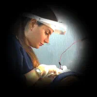 تخفیف الکترولیز(لیزرنیست)حذف موهای سیاه وسفید صورت