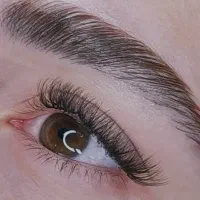 آموزش اکستنشن و کاشت مژه و لیفت مژه ابرو فقط ۲۵۰۰