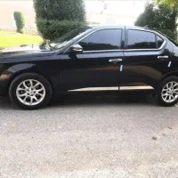 ماشینتو با من قسطی بیمه کن