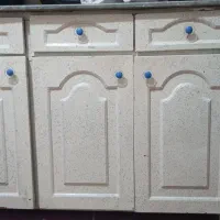 کابینت فلزی سه در . سه کشو ـ رویی سنگ تمیز سالم