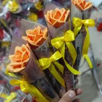 گل برای روز مادر|گل مصنوعی|سنندج, |دیوار