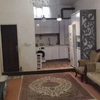 فروش-حیاط-دو-طبقه-واقع-در-شمس-با-زیر-بنای90متر