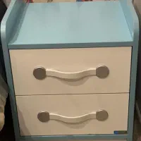 تخت خواب و کمد
