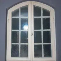 شرایط خاص در پنجره توری شیشه