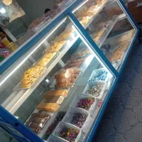 ویترین شیرینی جات المینیوم