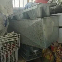 فروش وسایل مرغ فروشی و تور و گاری و فرغون  و..