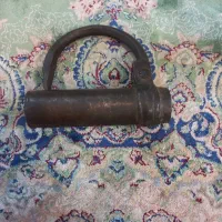 قفل قدیمی