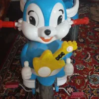 سه چرخه|دوچرخه، اسکیت، اسکوتر|کلاله, |دیوار