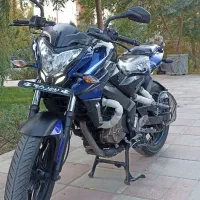 موتور سیکلت ان اس ۲۰۰ ns200پالس باجاج اپاچی درحدصف