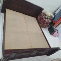 تخت دونفره چوب