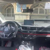 خودرو شاسی بلند