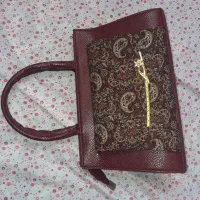 کیف|کیف، کفش، کمربند|مسجد سلیمان, |دیوار