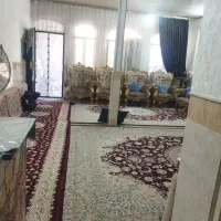 دو طبقه و نیم پر نور