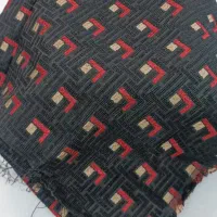 پارچه ژاکارد و چادر مشکی|لباس|بروجن, |دیوار