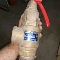 تله بخار و شیر اطمینان
