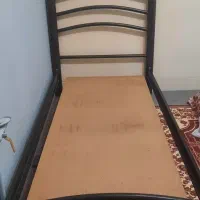 تخت یکنفره فلزی(جنس چکشی قهوه ای تیره)