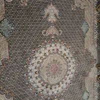 دوعدد فرش ۶ متری