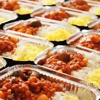 تهیه غذای شرکتی ومجالس سوروسات|خدمات پذیرایی، مراسم|شبستر, |دیوار